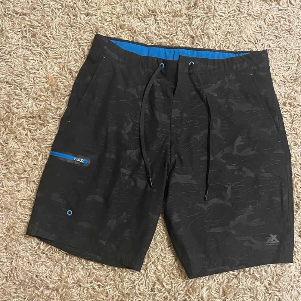ZeroXposur Black and Blue Board Shorts